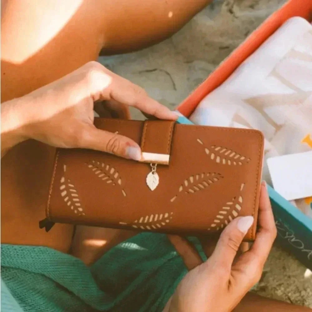 * NWOT* Vagabond  Goods | Wanderlust Wallet